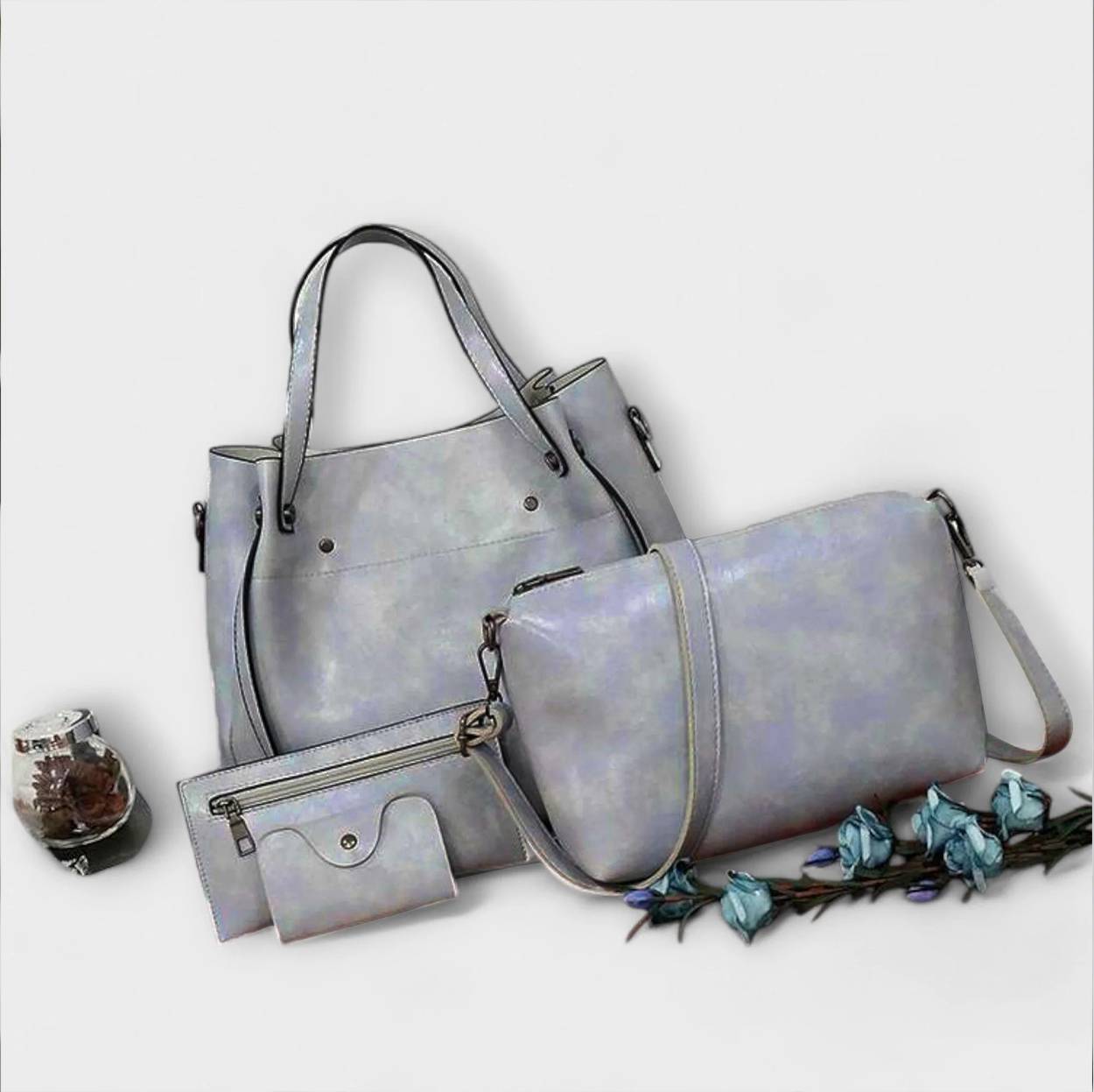 Lora. - Set of 4 Vintage Bags