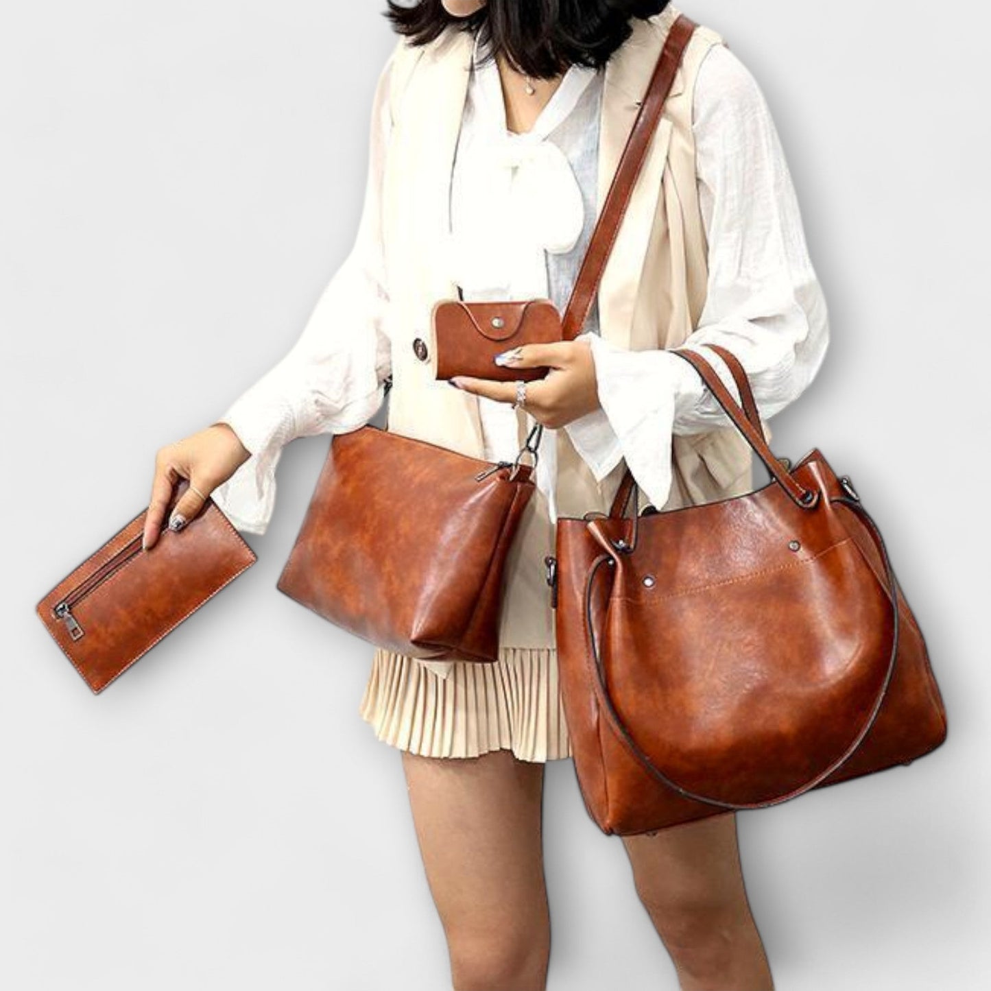 Lora. - Set of 4 Vintage Bags