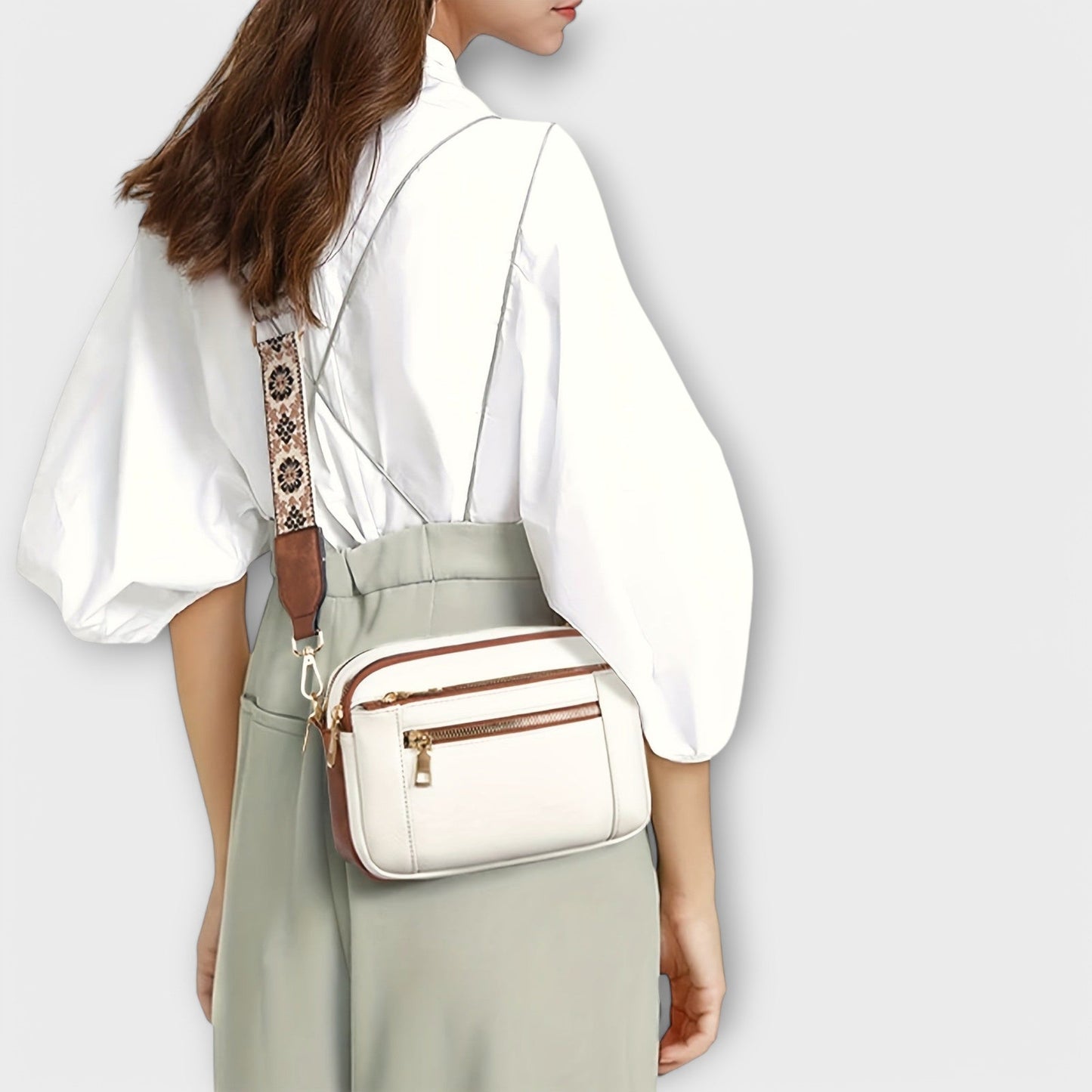 Lora. - Vegansk læder crossbody taske