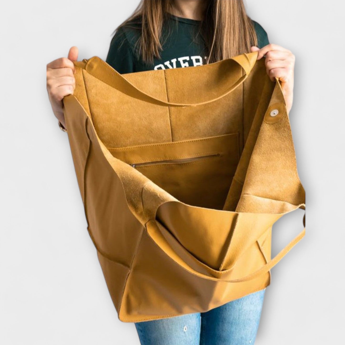 Lora. - Oversized Weekend Bag