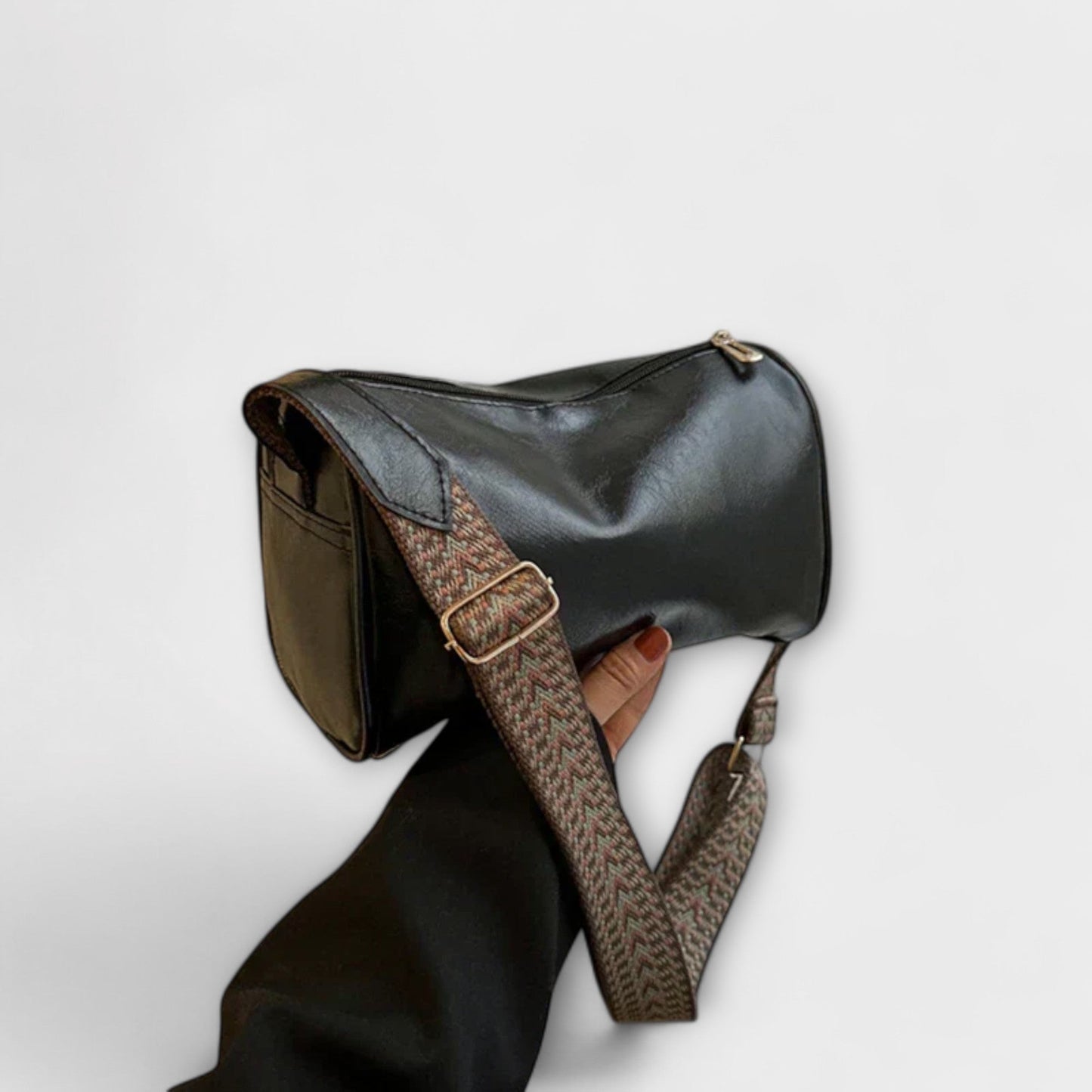 Lora. - Retro Shoulder Bag