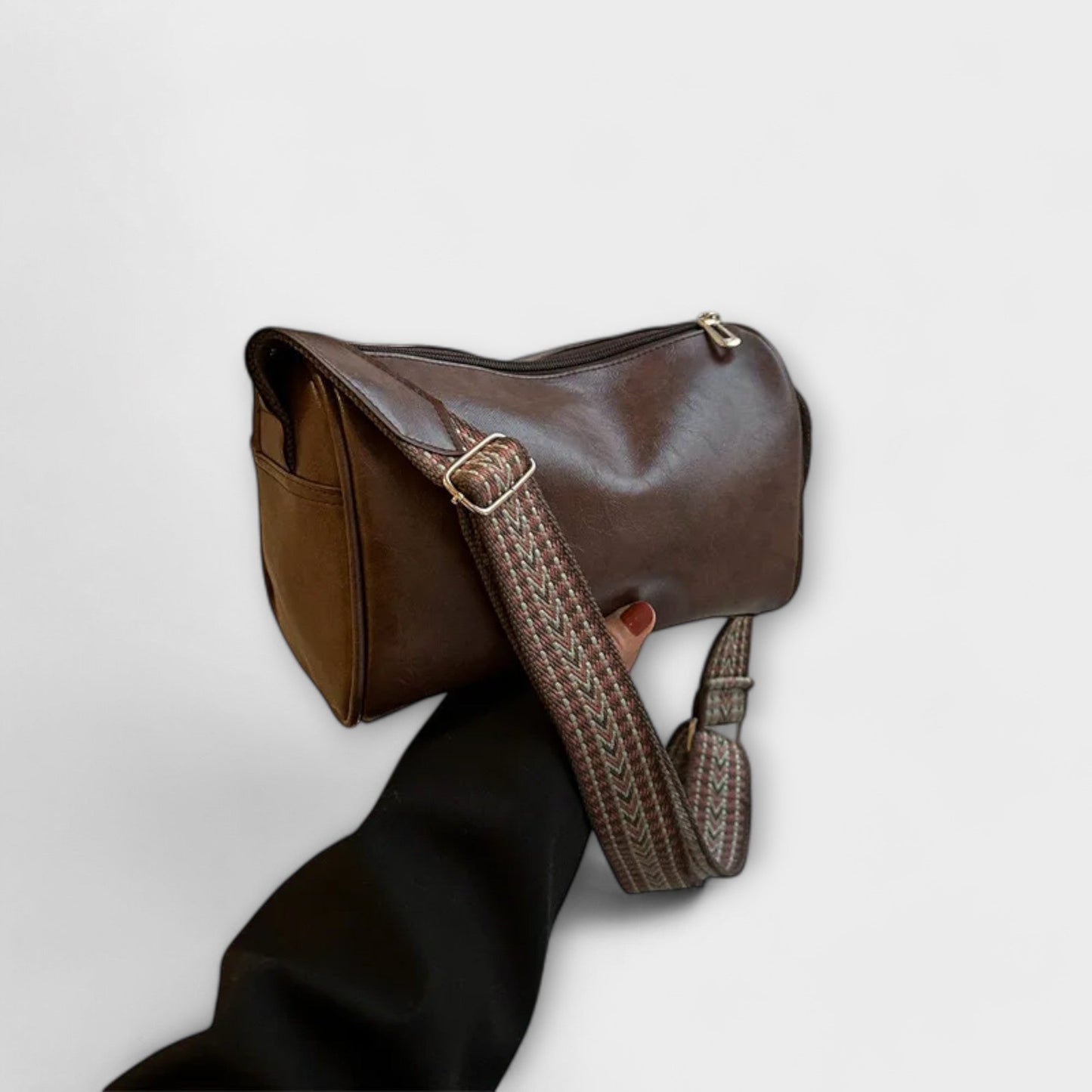 Lora. - Retro Shoulder Bag