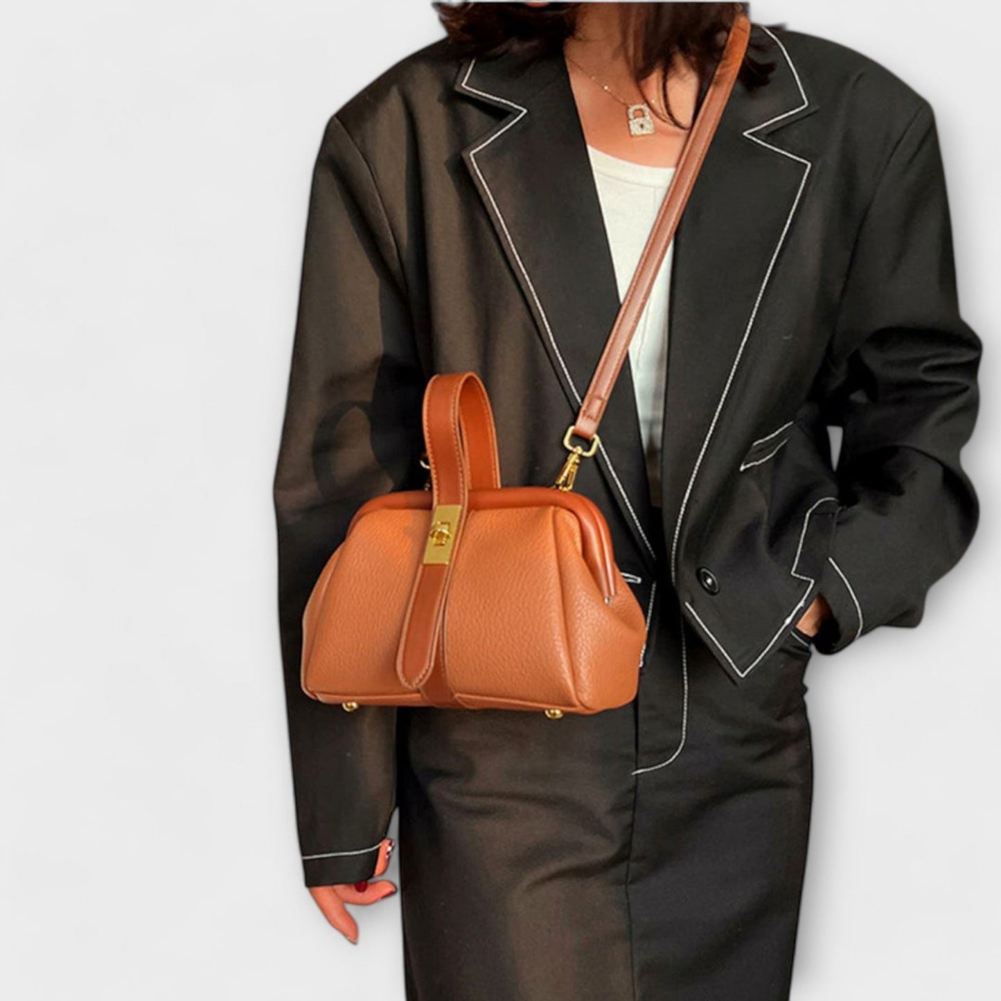 Lora - Vintage-Inspired Bag