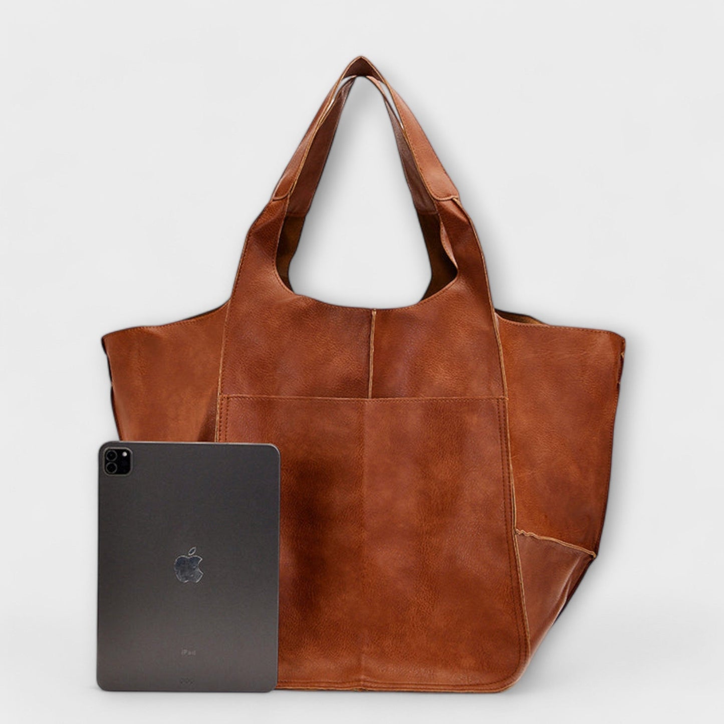 Lora. - Oversized Weekend Bag