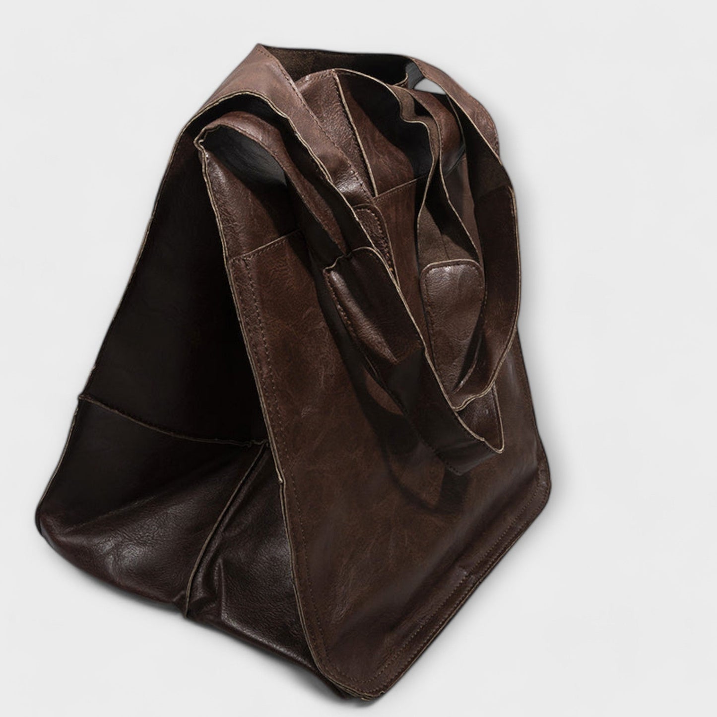 Lora. - Oversized Weekend Bag
