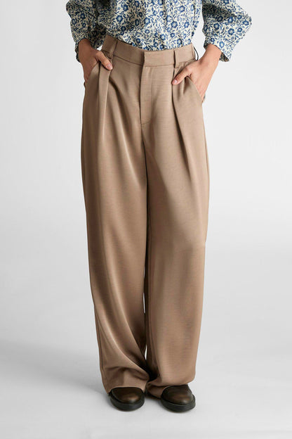 Alessandra Heavy Sateen Pants | Dark Taupe | Neo Noir Trousers