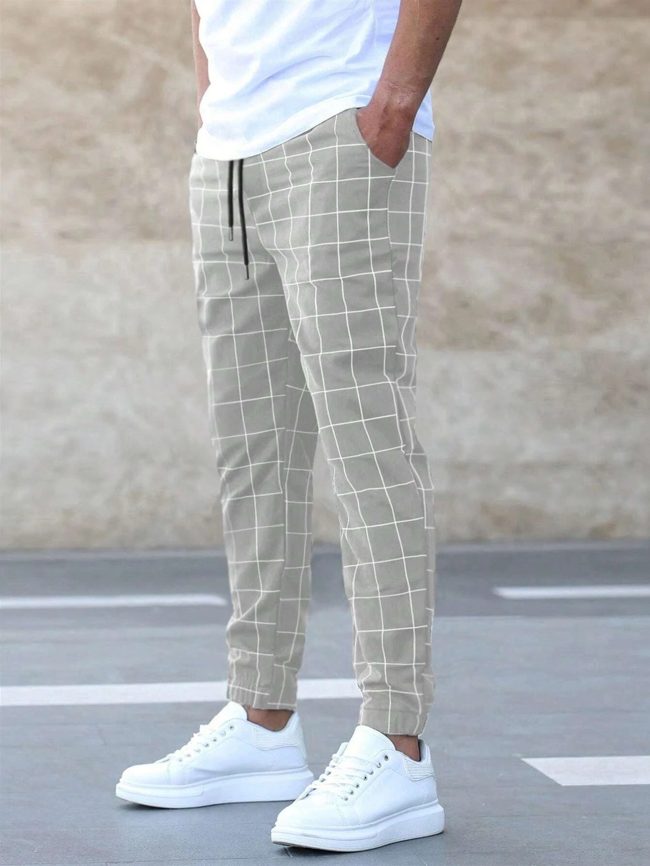 Mikkel | Elegant Checked Jogger Pants