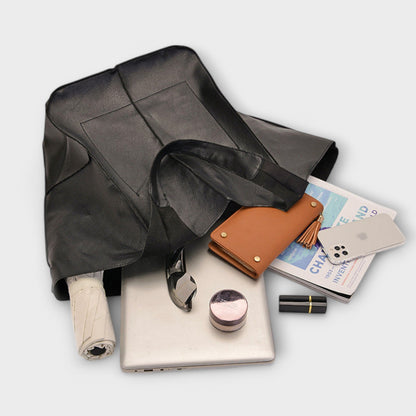 Lora. - Oversized Weekend Bag
