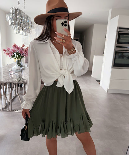 Diona | White