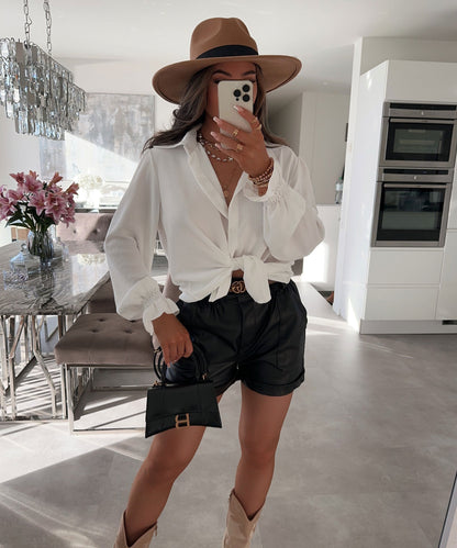 Diona | White