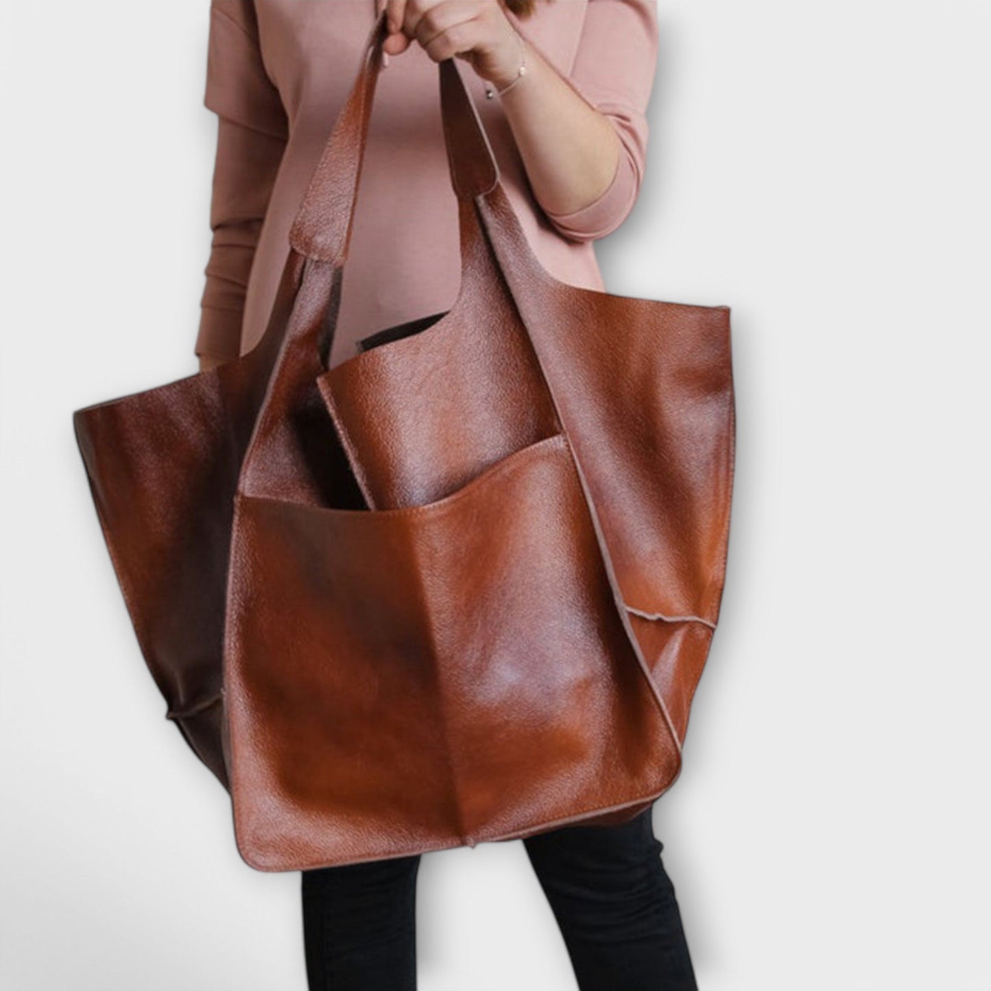 Lora. - Oversized Weekend Bag